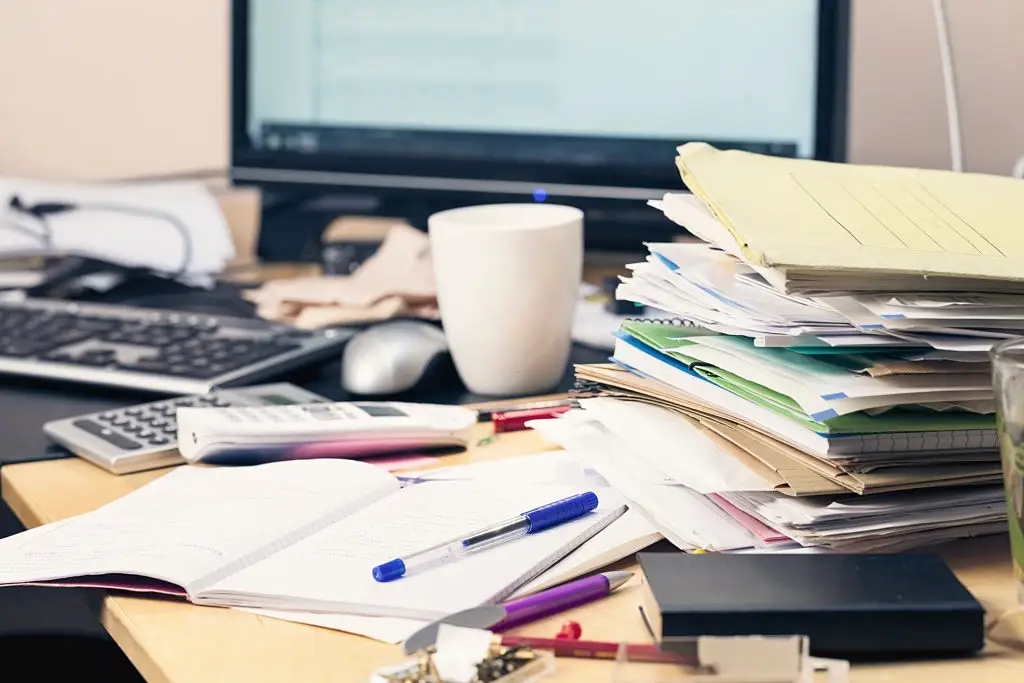 baton rouge office cleaning tips cluttered desk